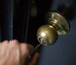 Lewisville TX Locksmith Store Lewisville, TX 214-491-5122 - Key-Broke-In-Lock